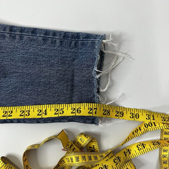 Levis 501 Jeans Womens 26 Blue Skinny High Rise Raw Hem Button Fly Ripped Knee - Picture 15 of 16